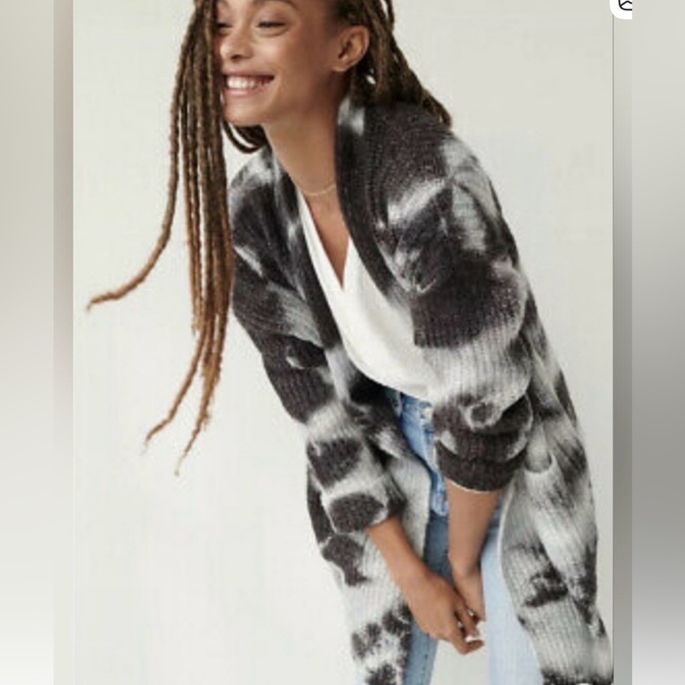 Anthropologie Avalon Black and Gray Tie-Dye Cardigan